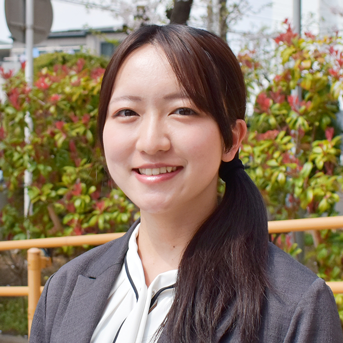 権藤 ひかり