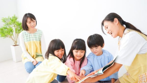 保育士になるには？仕事内容と4つの適性、学び方について解説
