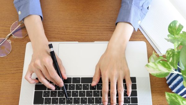 心理学の知識を活かせる職業7選｜仕事内容と就職までの流れを解説